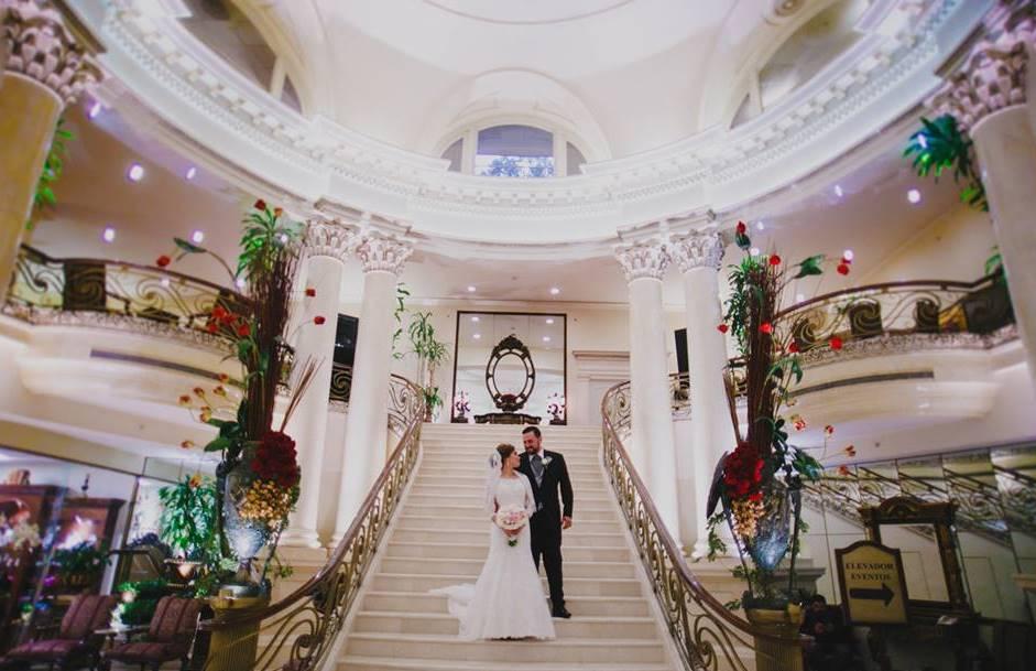Safi Royal Luxury Valle San Pedro Garza Garcia Exteriör bild The Grand Staircase
