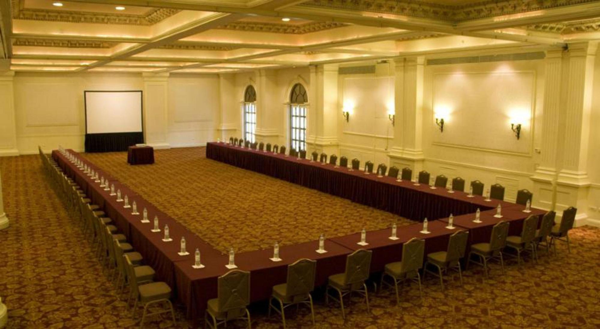 Safi Royal Luxury Valle San Pedro Garza Garcia Exteriör bild The ballroom