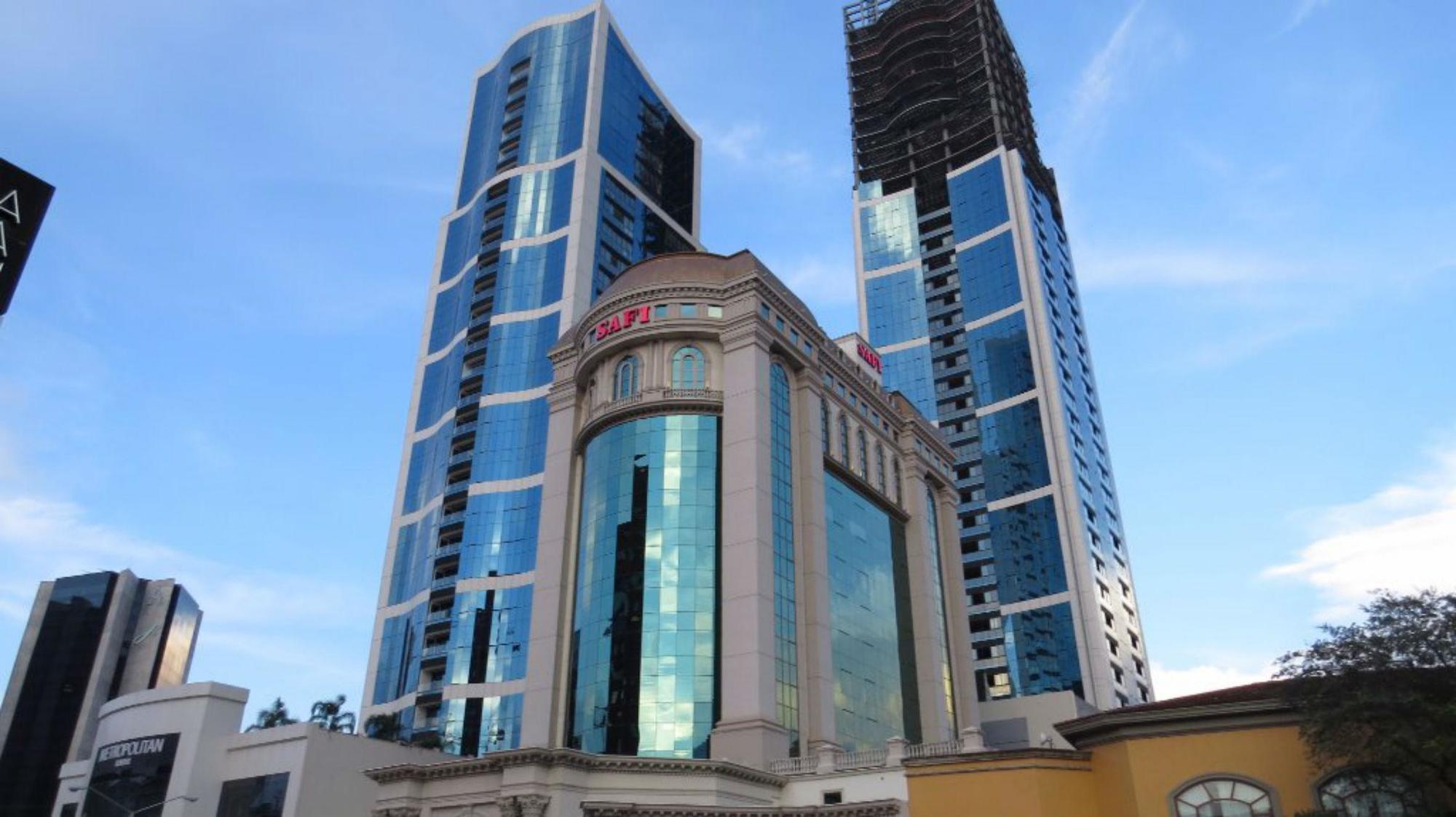 Safi Royal Luxury Valle San Pedro Garza Garcia Exteriör bild The hotel in 2016